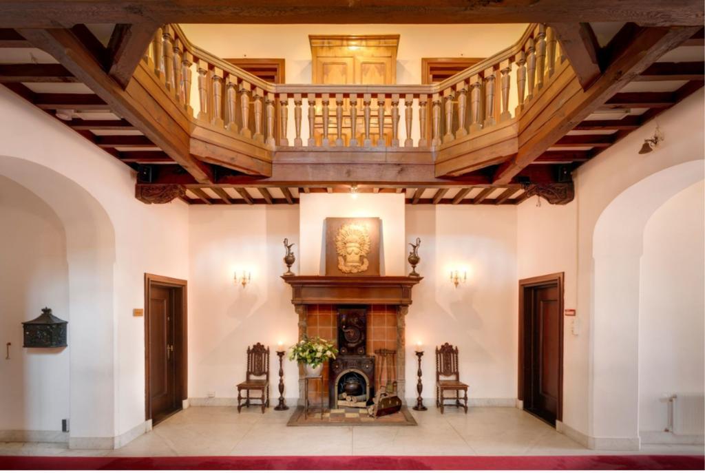 Hotel Kasteel De Essenburgh Hierden Bagian luar foto