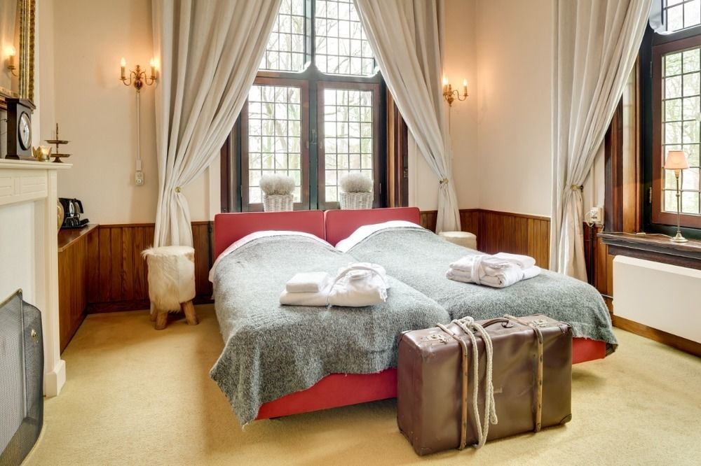 Hotel Kasteel De Essenburgh Hierden Bagian luar foto
