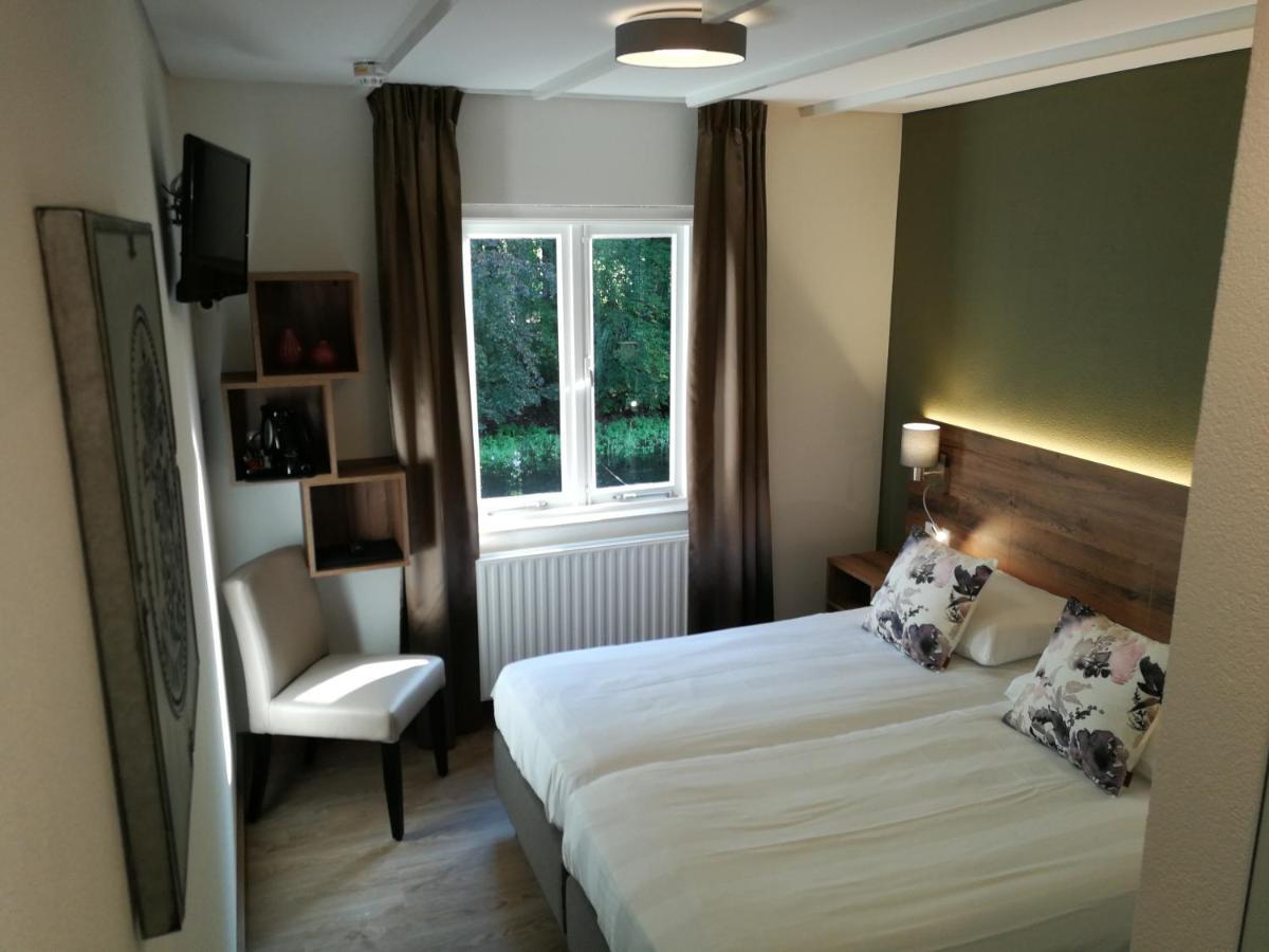Hotel Kasteel De Essenburgh Hierden Bagian luar foto